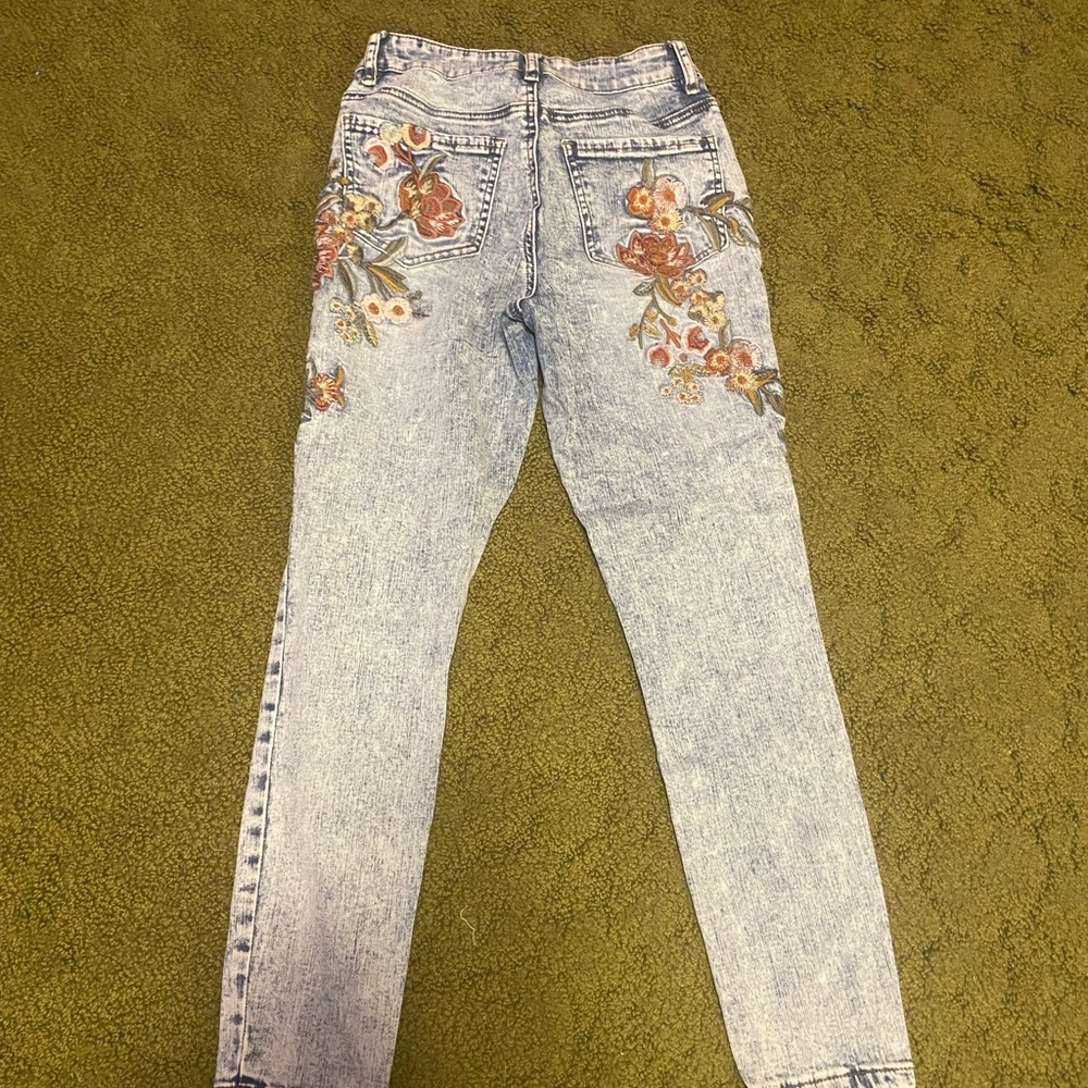 HIPPIE LAUNDRY WOMENS EMBROIDERY JEANS